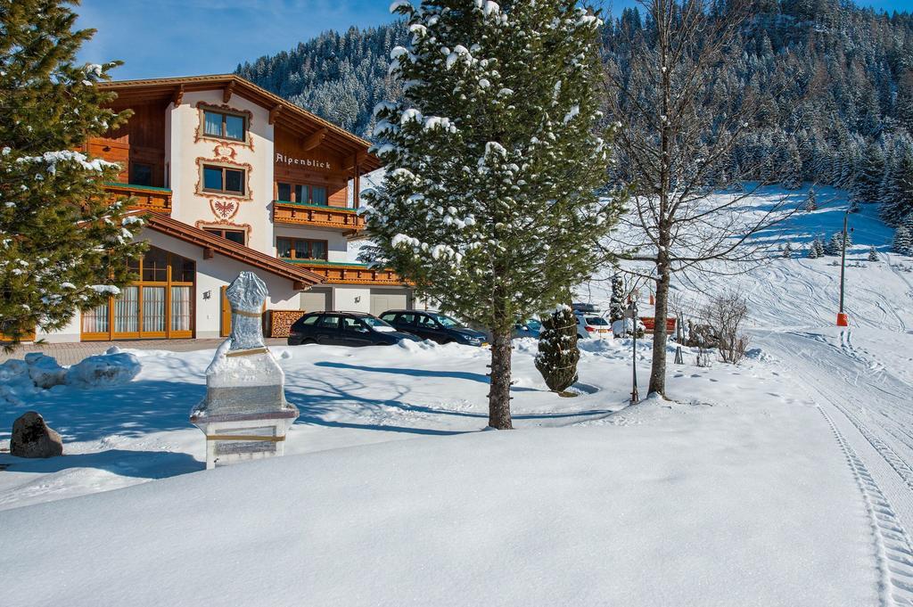 Gaestehaus Alpenblick Берванг Экстерьер фото